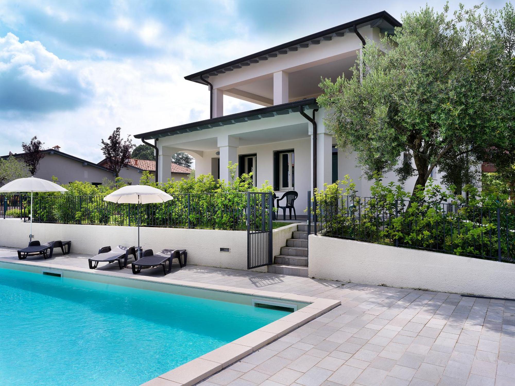 Residence Fiore Rosso Sirmione Ngoại thất bức ảnh