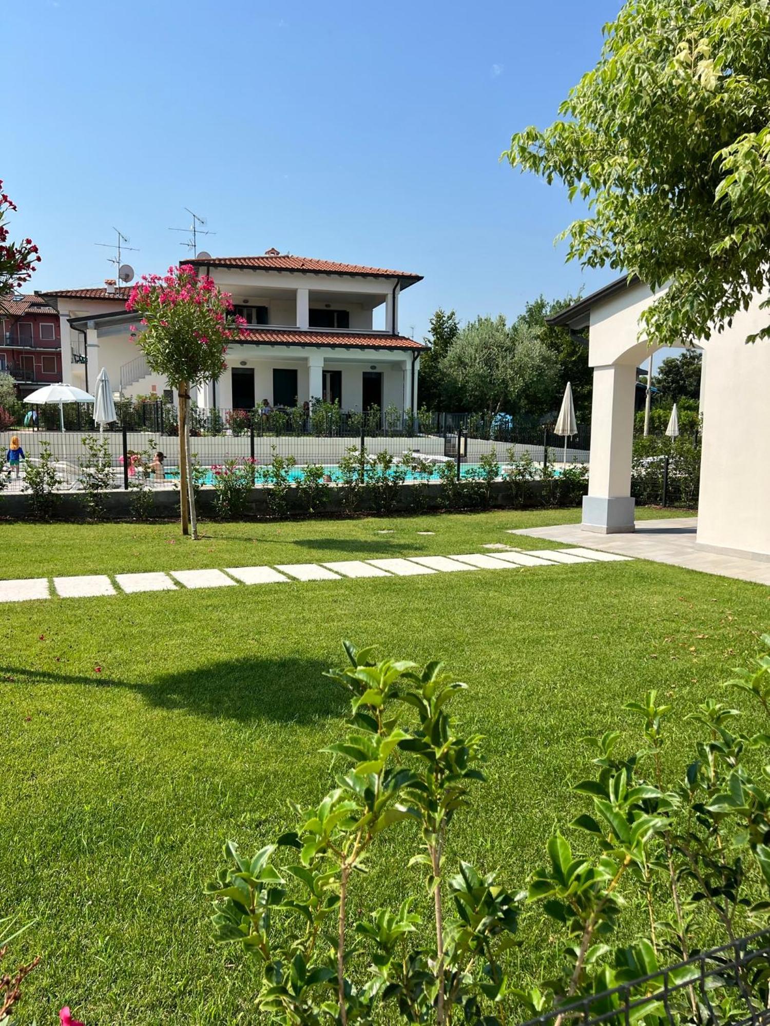 Residence Fiore Rosso Sirmione Ngoại thất bức ảnh