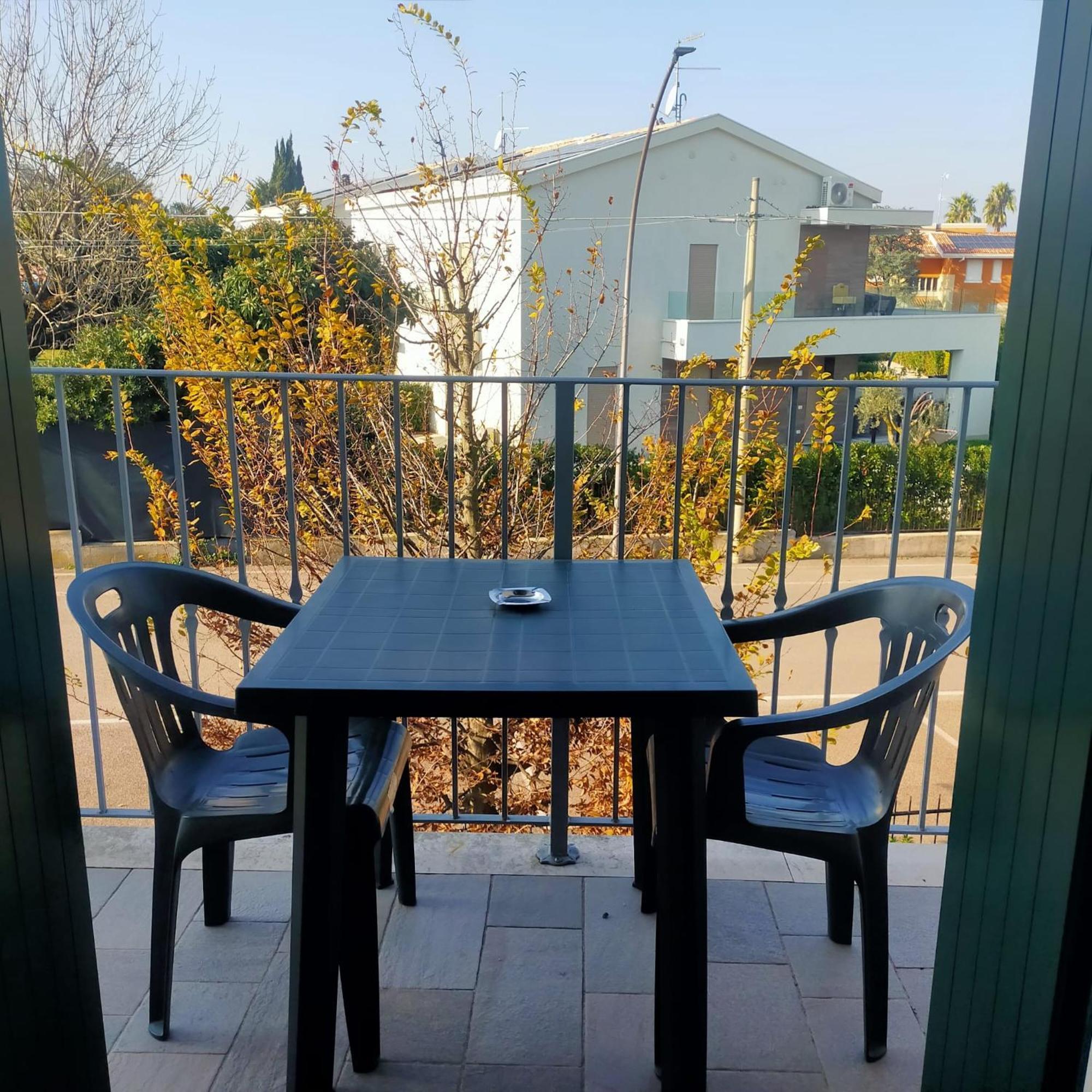 Residence Fiore Rosso Sirmione Ngoại thất bức ảnh