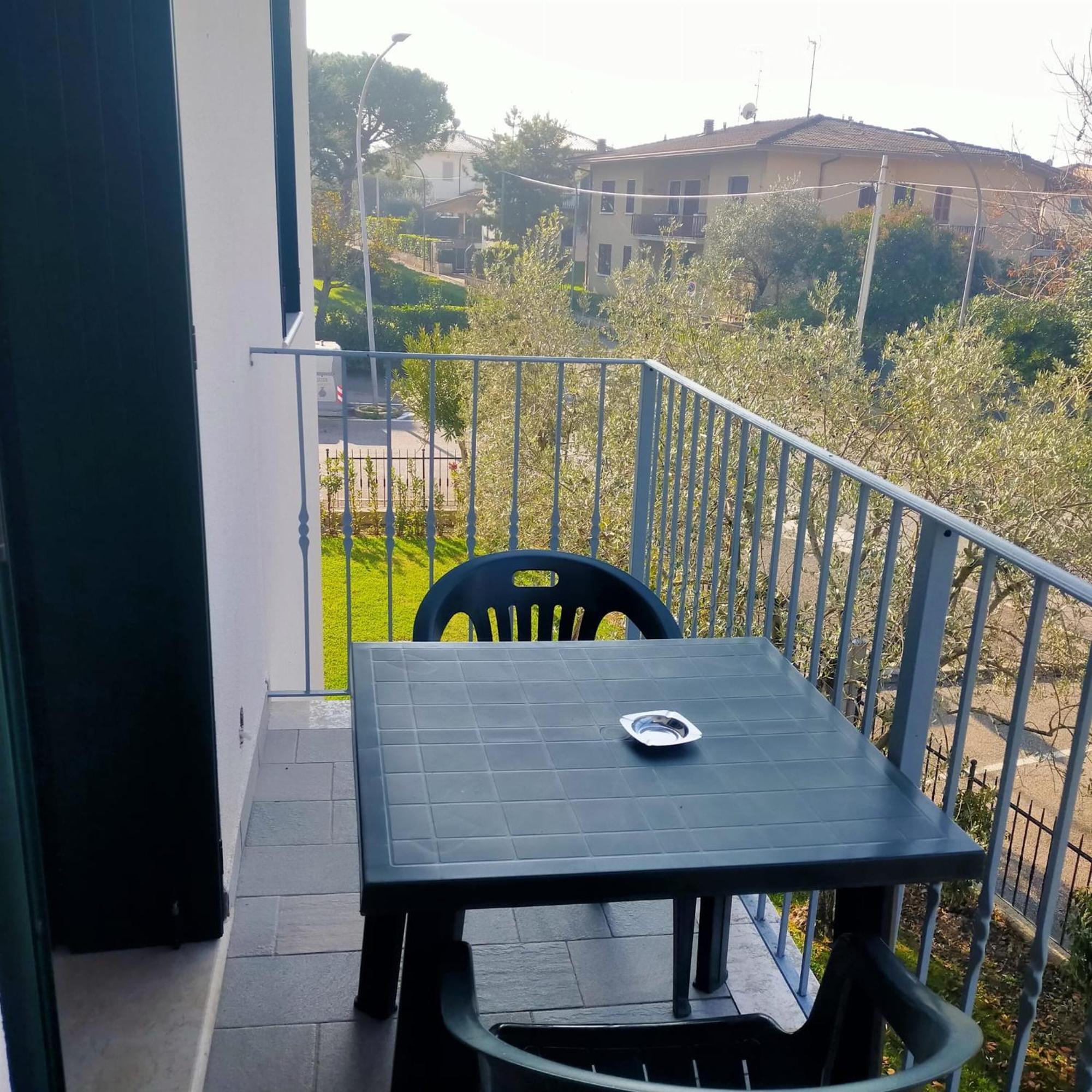 Residence Fiore Rosso Sirmione Phòng bức ảnh